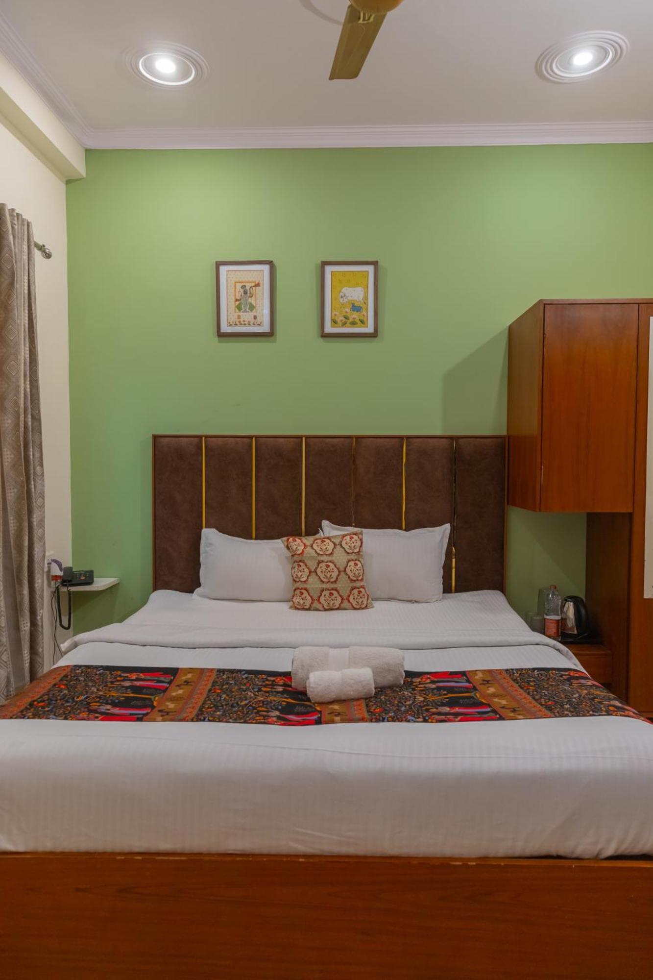 Hotel Sethi Legacy Haridwār Extérieur photo