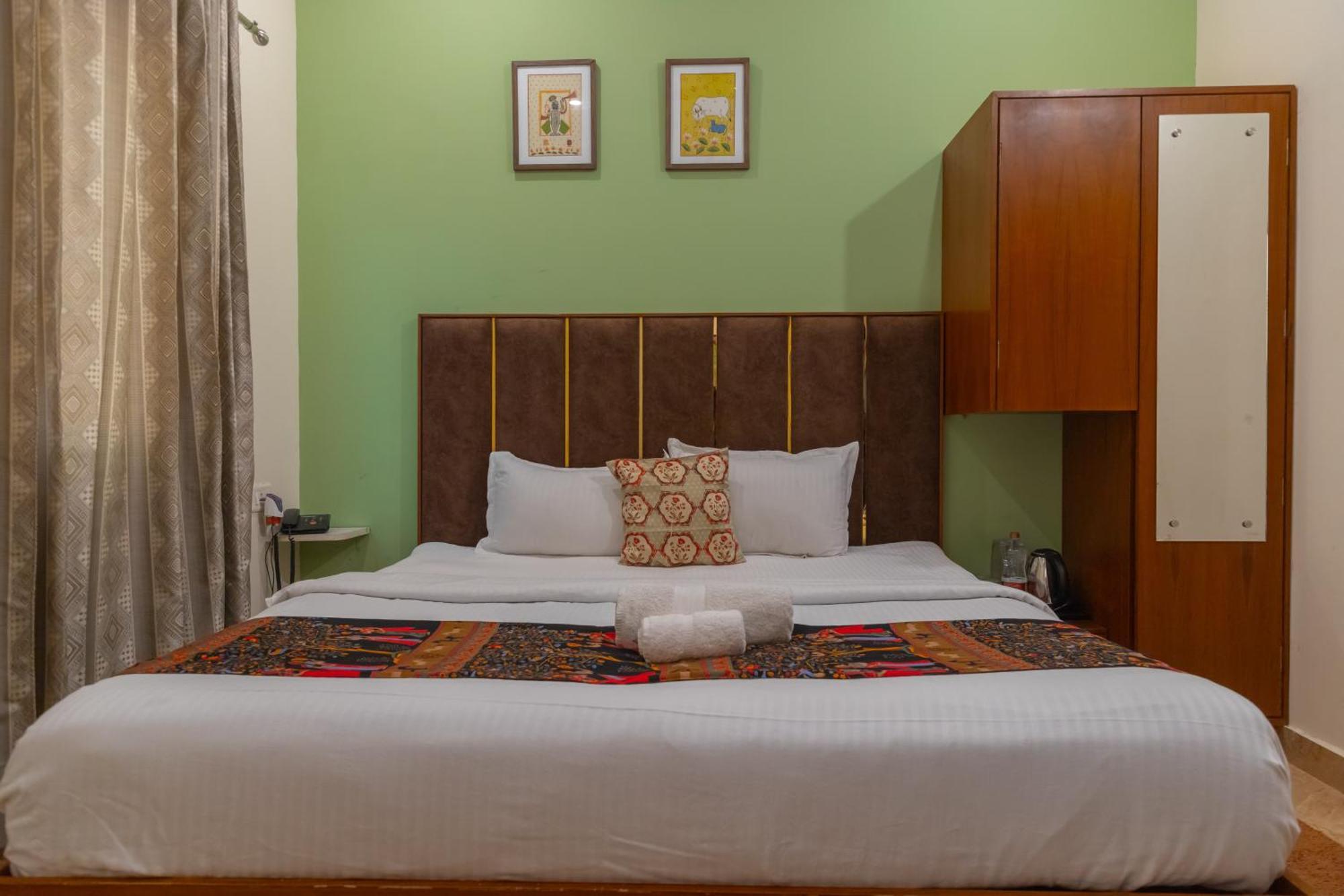 Hotel Sethi Legacy Haridwār Extérieur photo